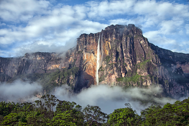 Вверх. Водопад Анхель, Венесуэла