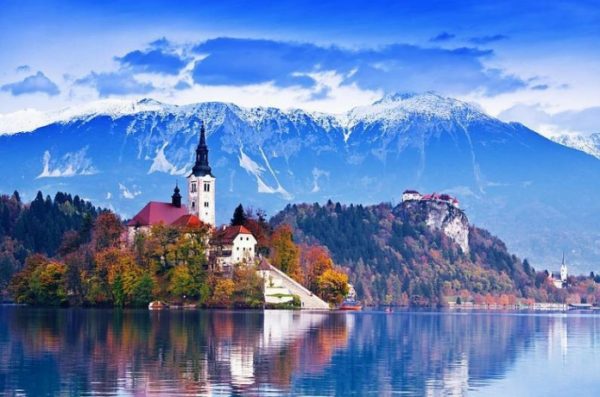 8 лучших мест в Словении, которые вы должны увидеть Озеро Блед