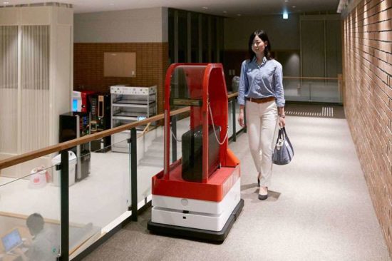 Гостиница, где постояльцев обслуживают роботы